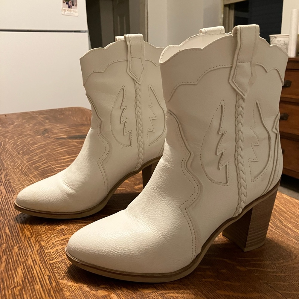 Altar'd State White Heeled Western Cowboy Boots